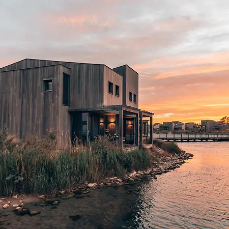 Oasis Punt-west & Apartment Ouddorp