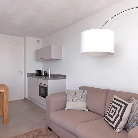 Beach Resort Punt West