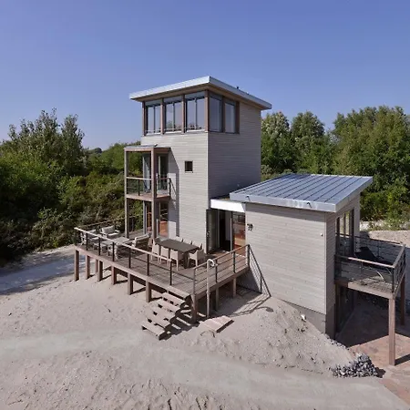 Beach Resort Punt West