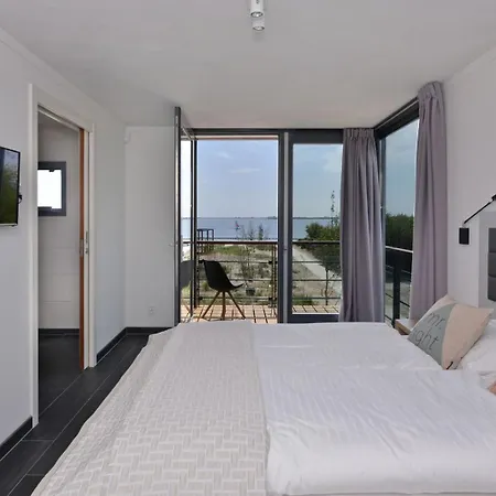 Beach Resort Punt West *