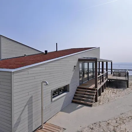 Beach Resort Punt West *